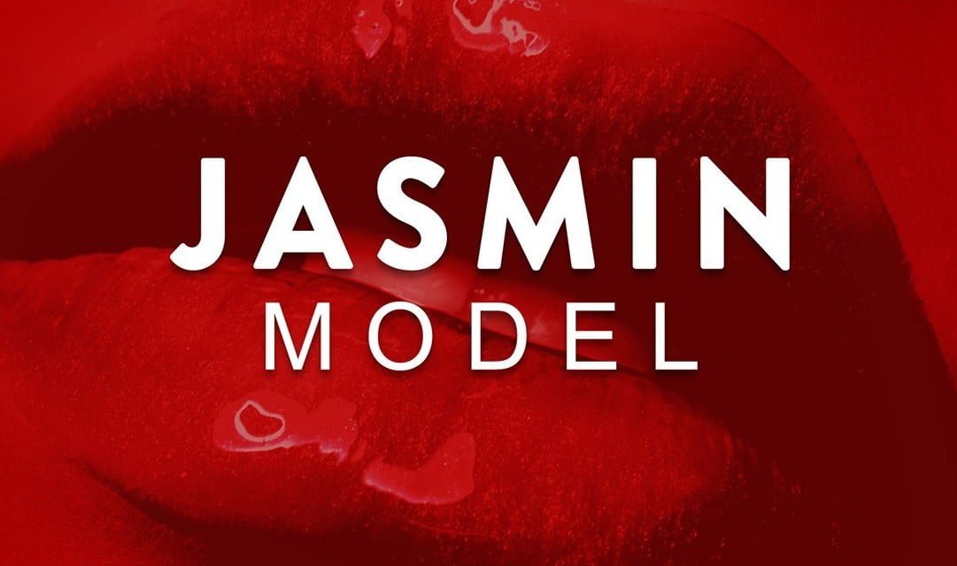 Sexy profile pic of JulyWeyn